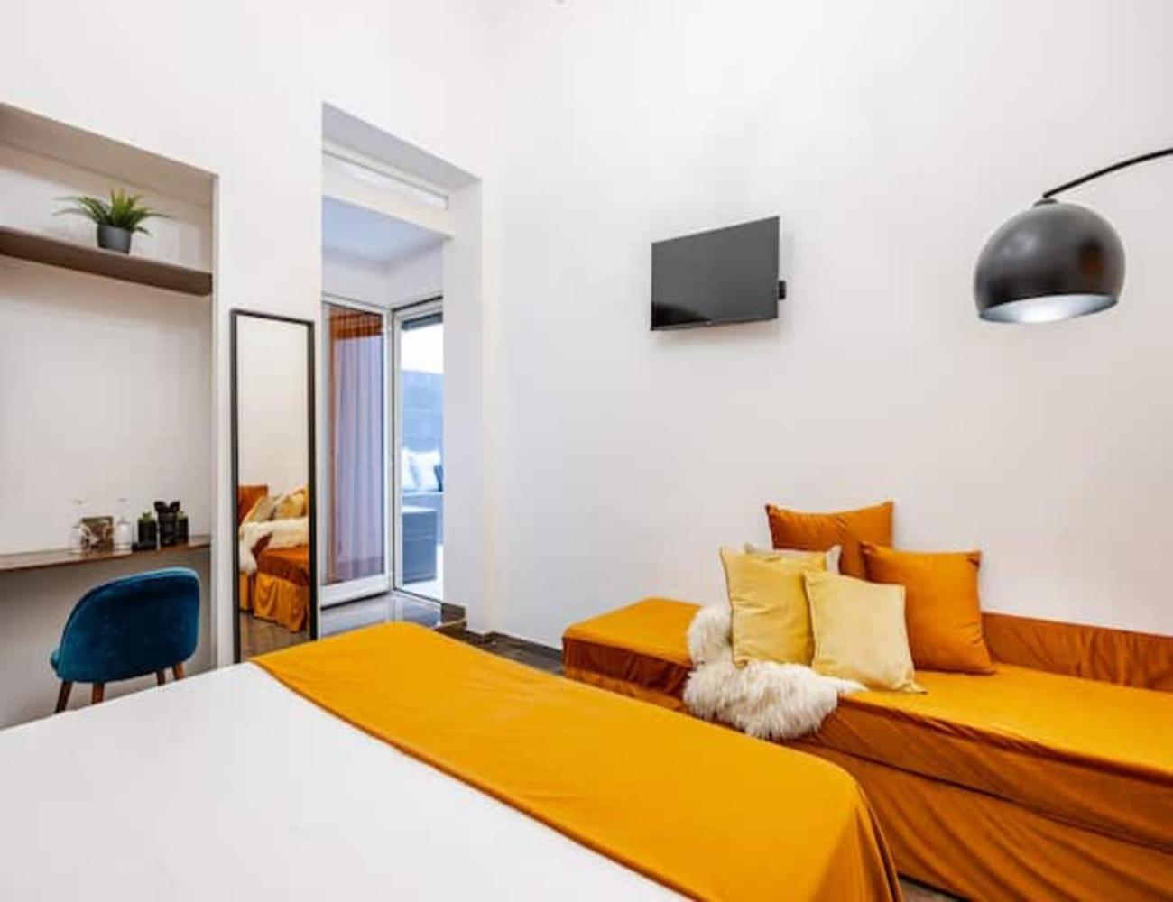 I Colori Di Napoli Bed & Breakfast Bagian luar foto